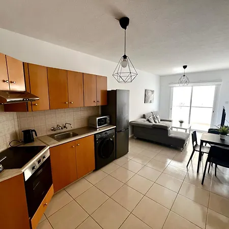 Mackenzie 11 * Larnaca